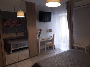 1 Schlafzimmer, Zimmersafe, Bügeleisen/Bügelbrett, WLAN