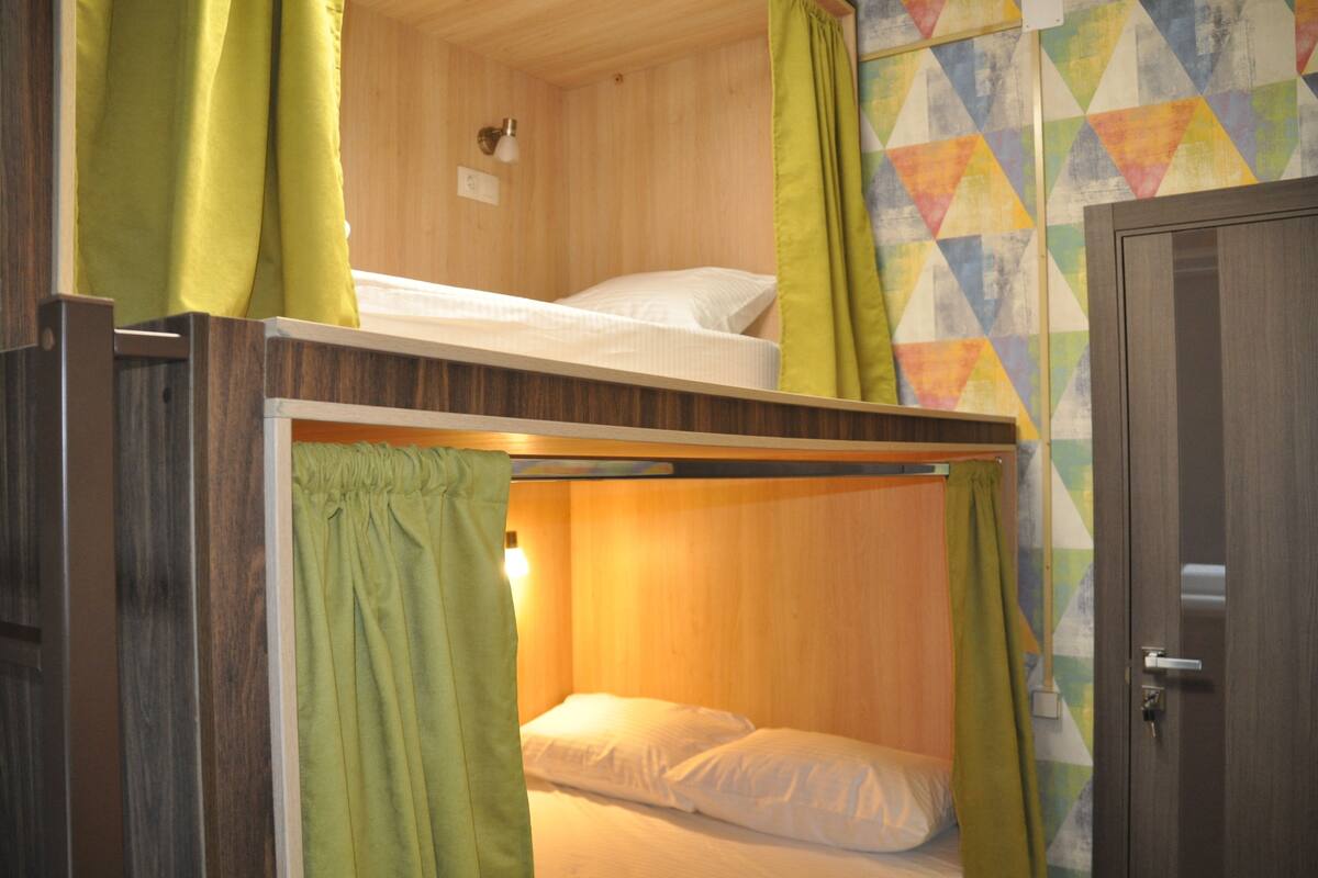 Familiekamer | Lakens van Egyptisch katoen, luxe beddengoed, geluiddichte muren