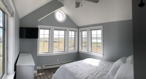 Modern house at Wells Beach - Available Winter Rentals Off Season-reduce rate.