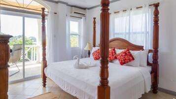 2 makuuhuonetta, silitysrauta/-lauta, vauvan matkasänky, ilmainen Wi-Fi