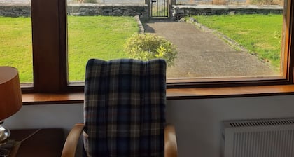 Lovely 3 Bedroom Bungalow on the shore of Lough Corrib (Oughterard.)