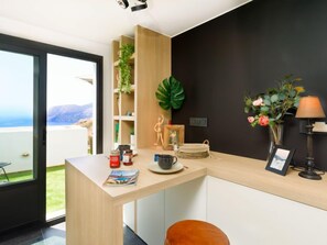 Dining - Creativo by Interhome (La Herradura)