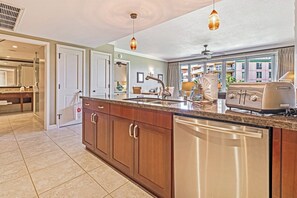 Microwave, oven, dishwasher, coffee/tea maker