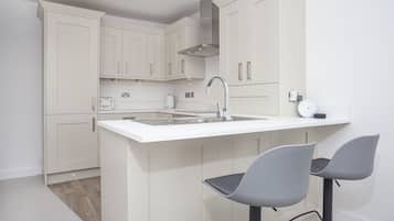 Fridge, microwave, oven, dishwasher