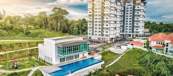 Ny, ganske moderne, glitrende ren