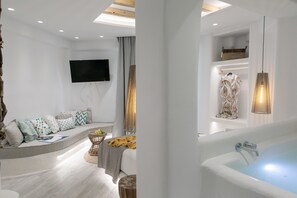 Surmatelas, minibar, coffres-forts dans les chambres, bureau
