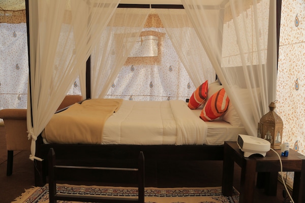 Phòng 2 giường đơn Premium | Minibar với thức uống miễn phí, két bảo mật tại phòng, bàn