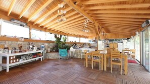 包含每日全套早餐