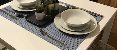 公寓 | 私人廚房 | 雪櫃、微波爐、焗爐、爐具