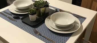 Flat 1 Helena House, 1-bed, Sleeps 2, Garden