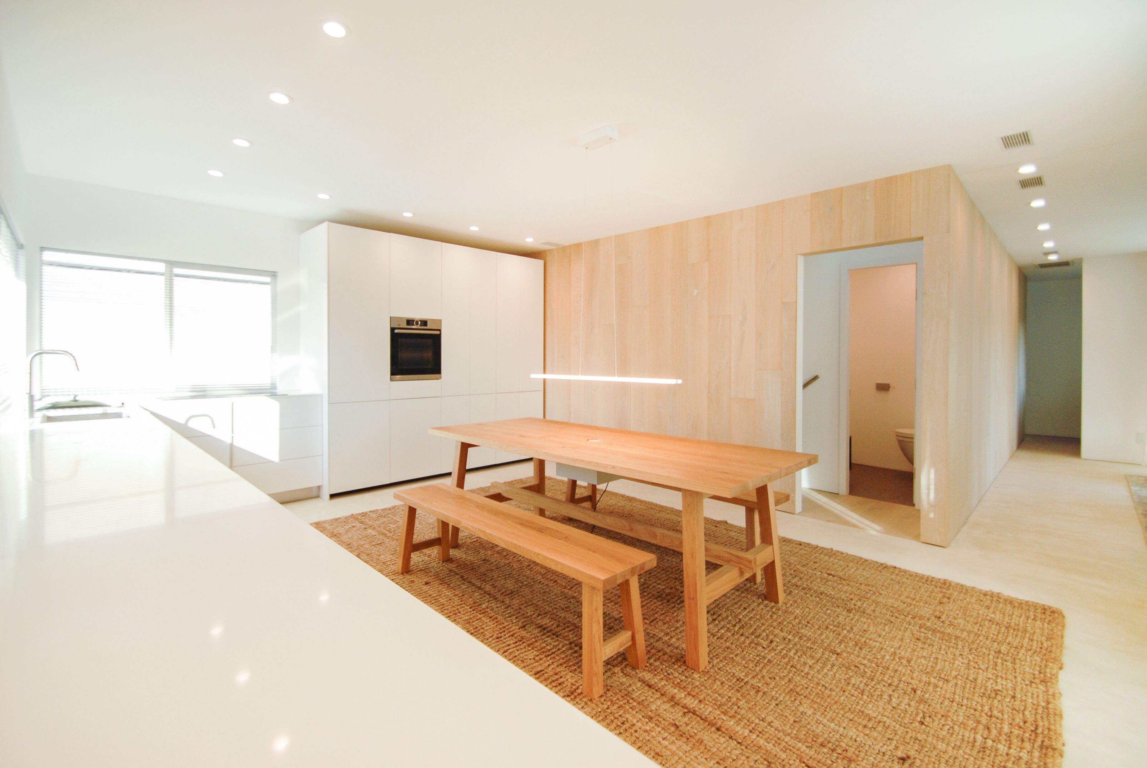 bright open luxurious high-end minimalist design - virtual tour on slide 3