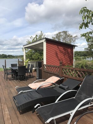 Outdoor dining - Modern accommodation by the sea with swimming pool (Karlskrona S)