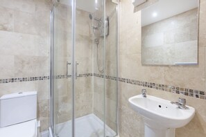 Haartrockner, Handtücher