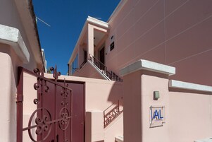Entrada de la propiedad