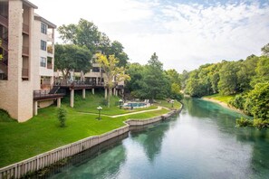 Property grounds - Inverness A315 Condo/ Riverfront*Winter Texans Welcome (New Braunfels)
