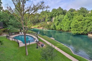 Pool - Inverness A315 Condo/ Riverfront*Winter Texans Welcome (New Braunfels)