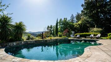 Alberca al aire libre