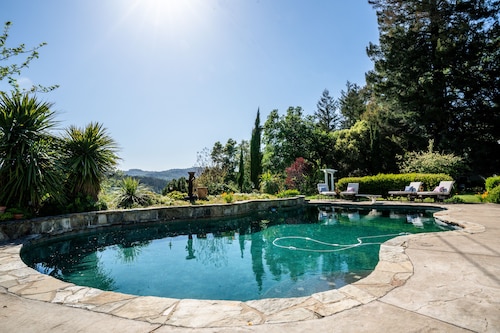 Farmhouse on Vineyard