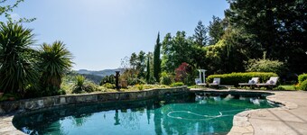 Farmhouse on Vineyard