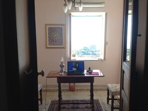 Interior - Shell House (Rossano)