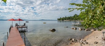 Fantastisk utsikt over innsjøen