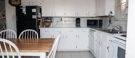 Fridge, microwave, dishwasher, toaster
