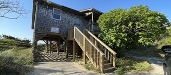 They say it's all about the location..Well look no further than Time & Tide!