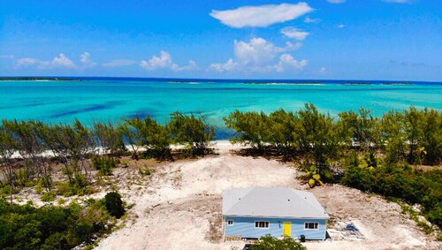 Escape to the Beach at Ocean Oasis: Unwind & Relax in this Premier Beach House