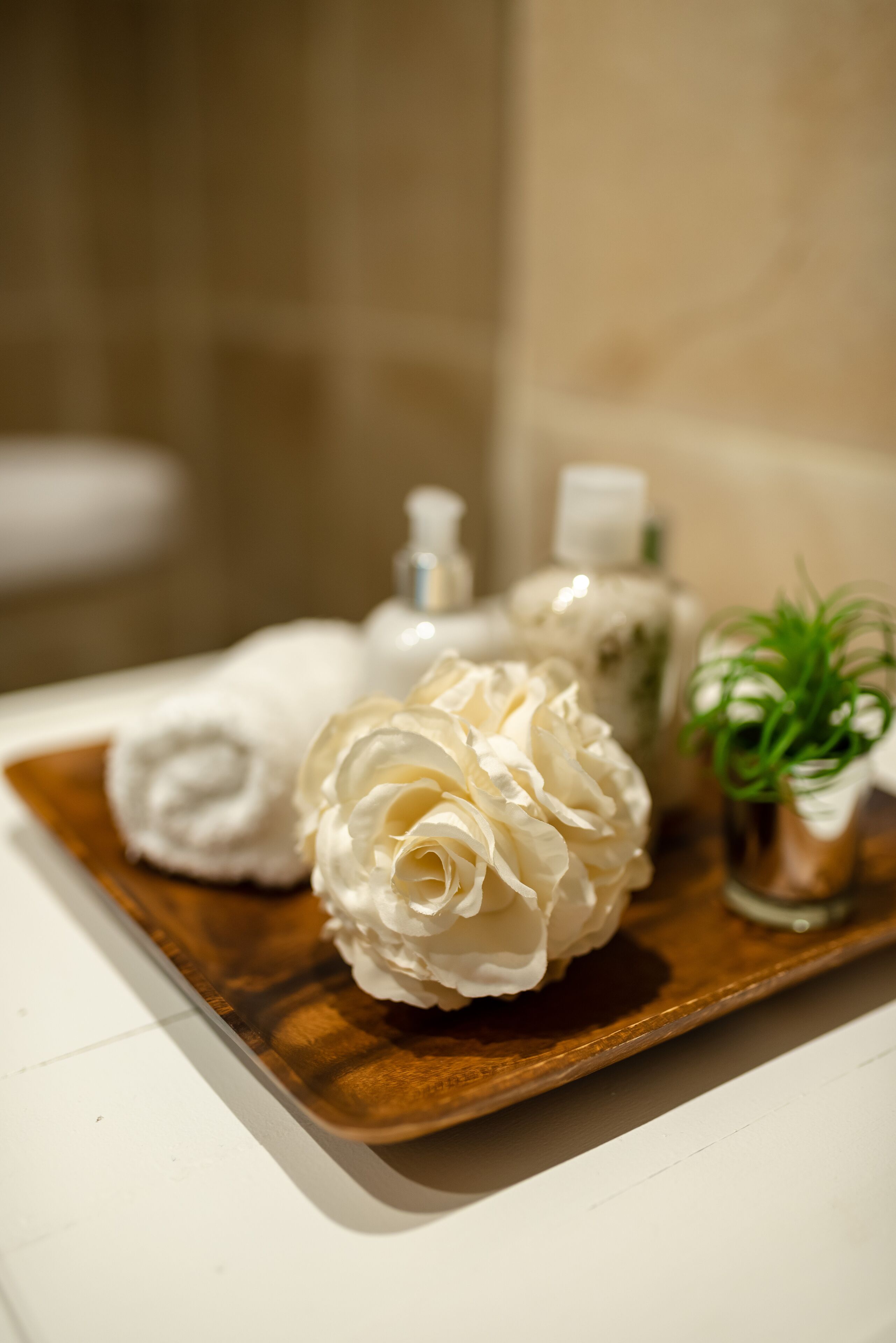 couples treatment room(s), body treatments, aromatherapy