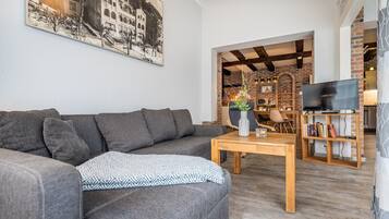 Fernseher, Kamin
