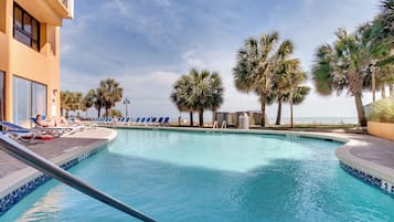 Sisäuima-allas, lämmitetty uima-allas