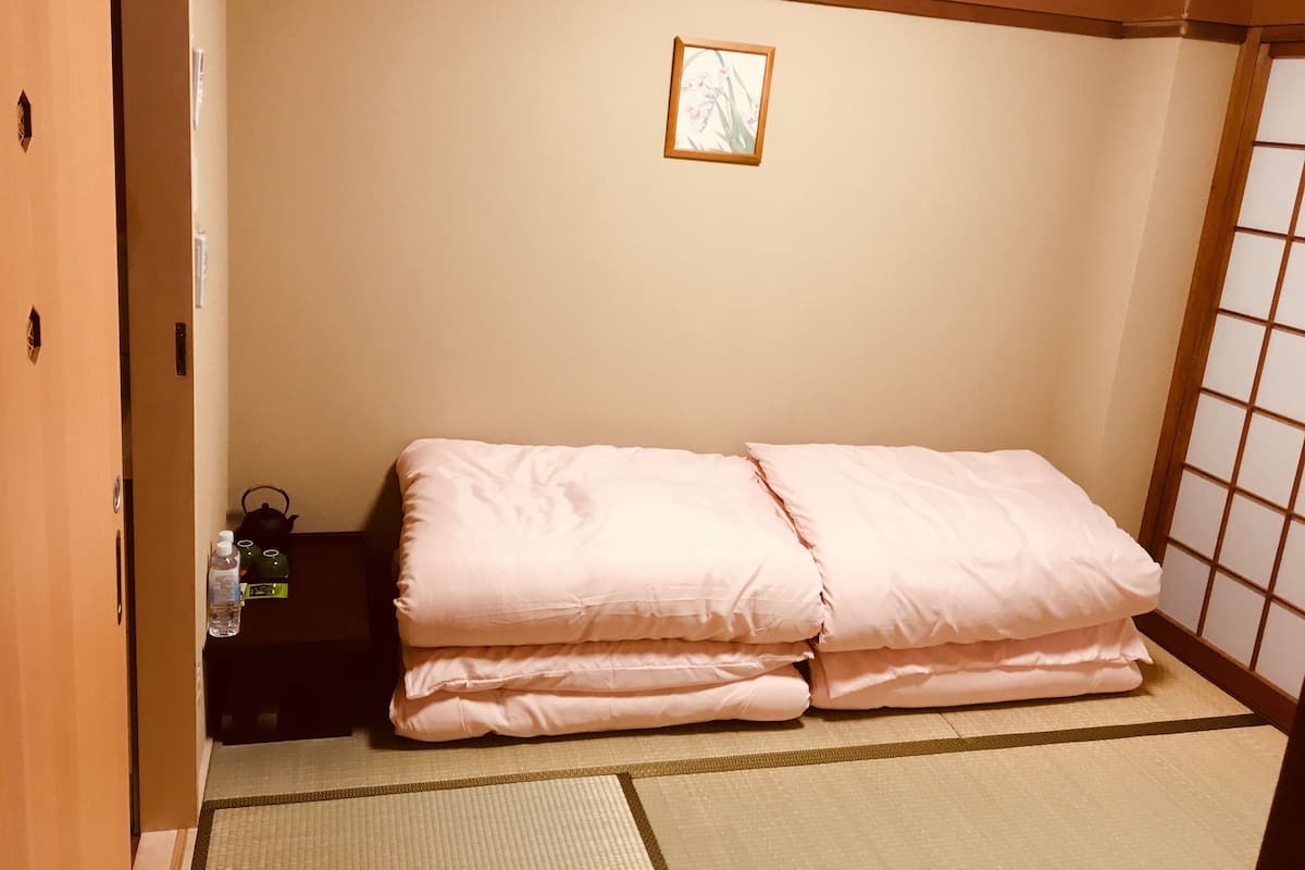 Deluxe Double Room with Balcony | Individually decorated, desk, soundproofing, free WiFi
