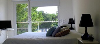 Dueño alquila, casa con Piscina, a 100 mts del mar, para 11 personas.