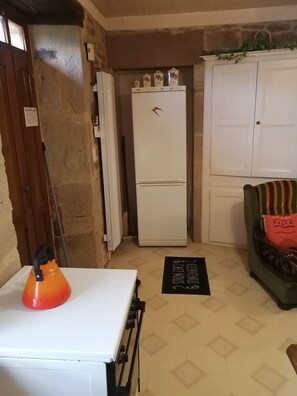 Interior - Country house 10m from Brive and Aubazine (Lanteuil)