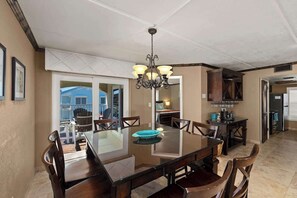 Dining - 302 Athena Ares Beach Getaway | Pool & Balcony (South Padre Island)