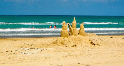 E. B. E.A. C.H. (Paras paeta, mikä tahansa voi olla) 7 yötä ja 6 maksettua!