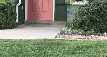 Rose Cottage Retreat nearby Zion National Park