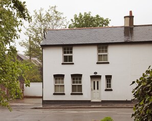Front of property - Victoria's place (Chelmsford)