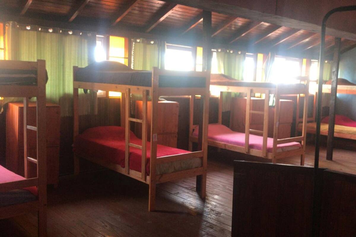 Laptop workspace, free WiFi, bed sheets