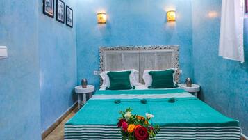 Comfort Room (Louisa) | 1 bedroom, in-room safe, individually decorated, individually furnished