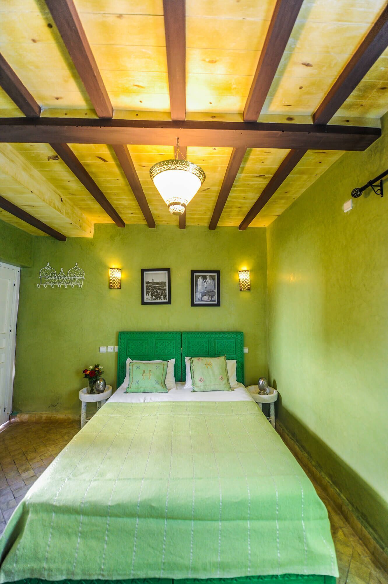 Coffre-fort, décor unique, ameublement unique, rideaux d’obscurcissement