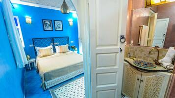 Ducha, cabezal de ducha tipo lluvia, artículos de tocador gratuitos