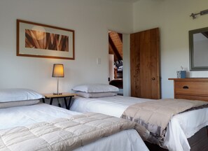 2 Schlafzimmer, Bügeleisen/Bügelbrett, Reisekinderbett, kostenloses WLAN
