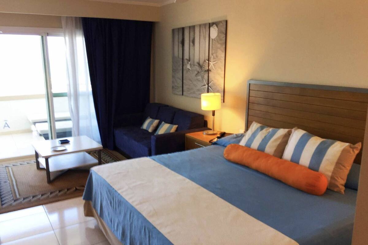 Luxury-Apartment, Küche | 1 Schlafzimmer, Daunenbettdecken, Minibar, Zimmersafe