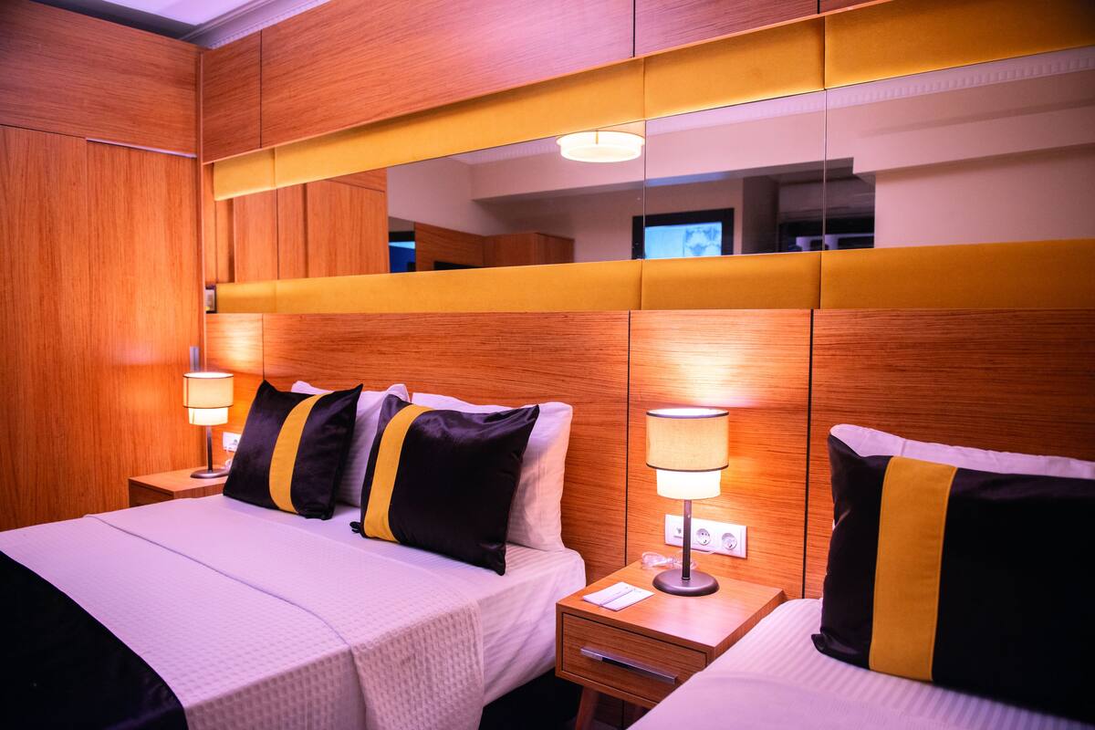 Egyptian cotton sheets, premium bedding, minibar, in-room safe