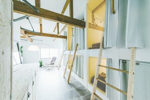 筆電工作空間、遮光布/窗簾、隔音、熨斗/熨衣板