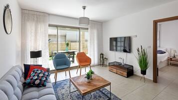 Comfort-Apartment | Wohnbereich | Flachbildfernseher