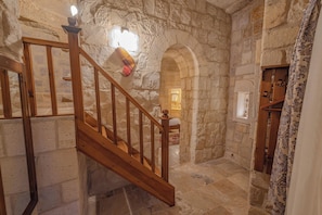 Fairy Chimney Room | Minibar, in-room safe, soundproofing, iron/ironing board