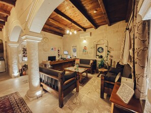 Reception - Zara Cave Hotel +10 (Nevsehir)