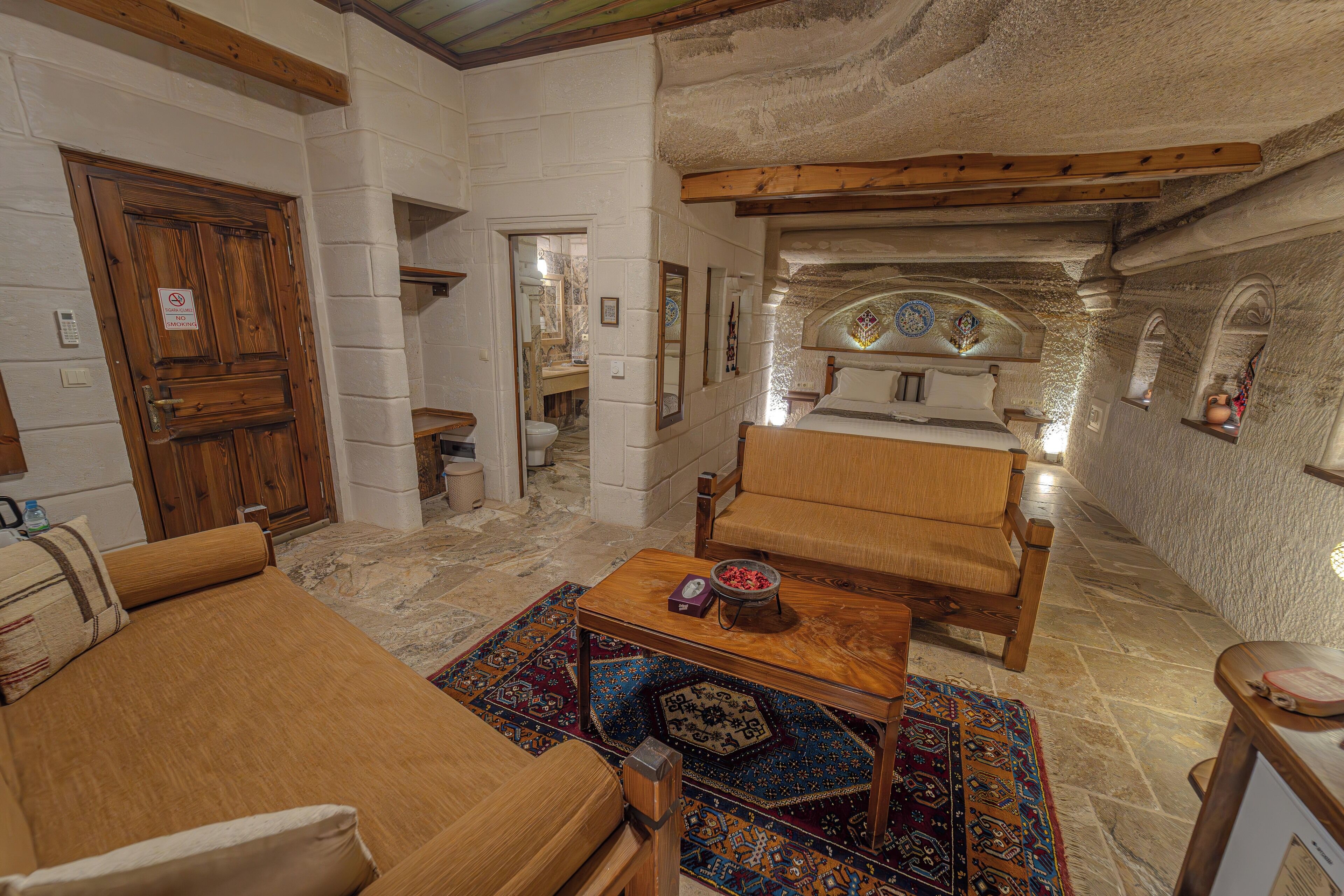 Superior Cave Room 207